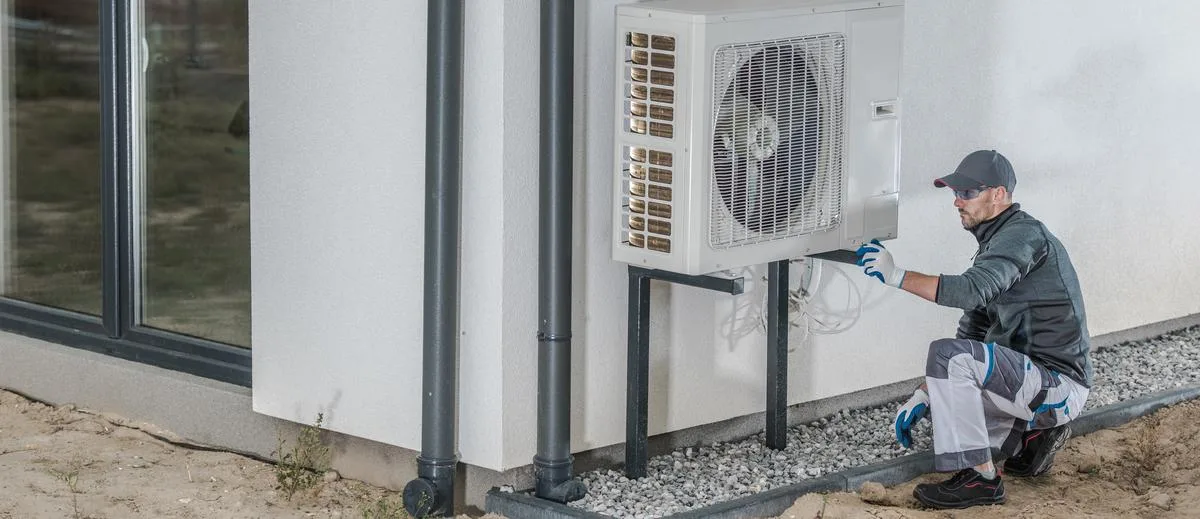 New residential heat pump system installed outside a Rancho Cucamonga home New residential heat pump system installed outside a Rancho Cucamonga home